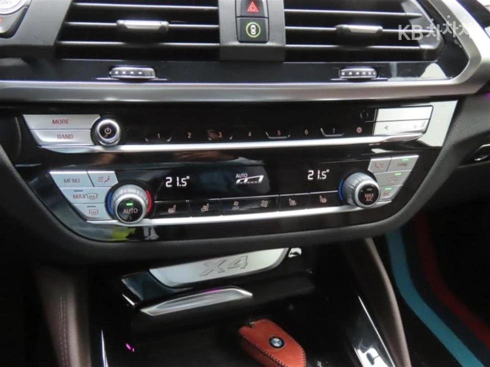BMW X4 XDRIVE M SPORT + HEAD UP/360/PANORAMA/FULL, снимка 11 - Автомобили и джипове - 55432007