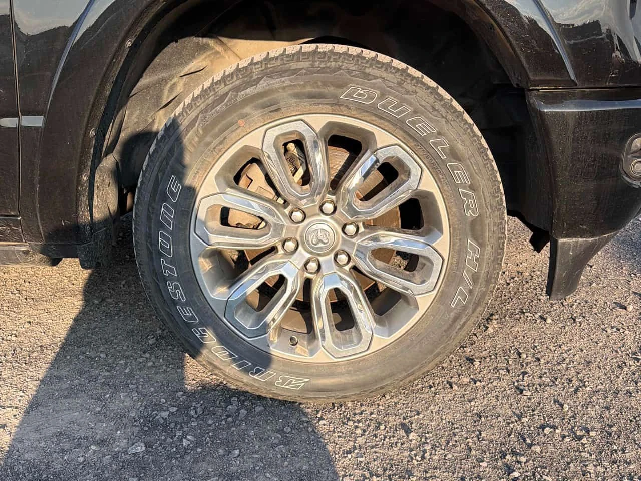 Dodge RAM 1500 * Laramie * CARFAX * HARMAN CARDON * PANO, снимка 6 - Автомобили и джипове - 55486711