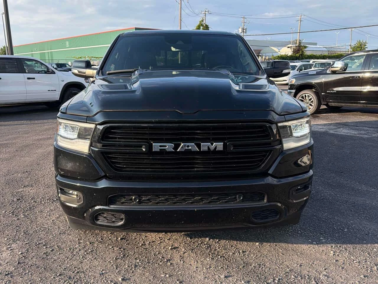 Dodge RAM 1500 * Laramie * CARFAX * HARMAN CARDON * PANO, снимка 5 - Автомобили и джипове - 55486711