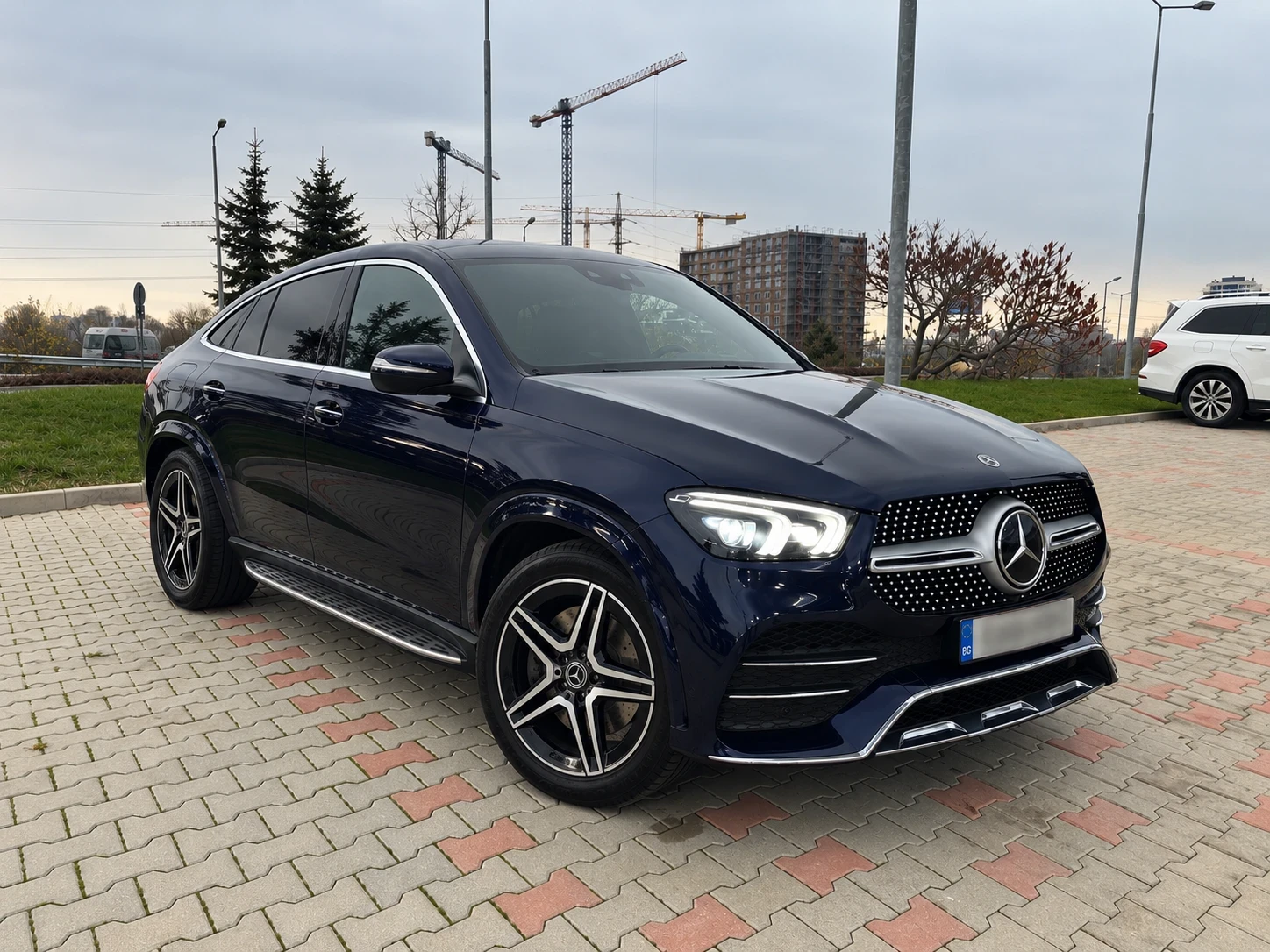 Mercedes-Benz GLE 400 d Coupe AMG, снимка 3 - Автомобили и джипове - 55690059