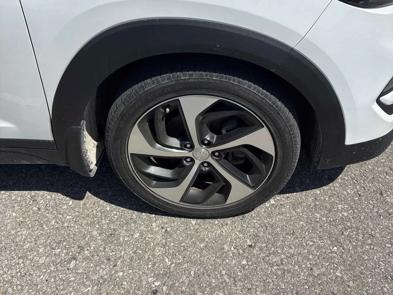 Hyundai Tucson Limited * CARFAX * ФИНАНСИРАНЕ, снимка 7 - Автомобили и джипове - 55749993