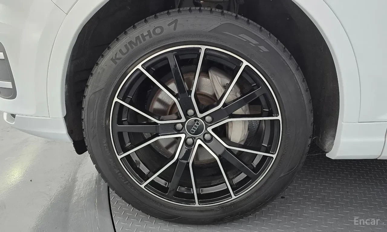 Audi Q7 45TFSI* 85к км* QUATTRO* ПОДГРЕВ* ПАМЕТ* КАМЕРА, снимка 5 - Автомобили и джипове - 55753829