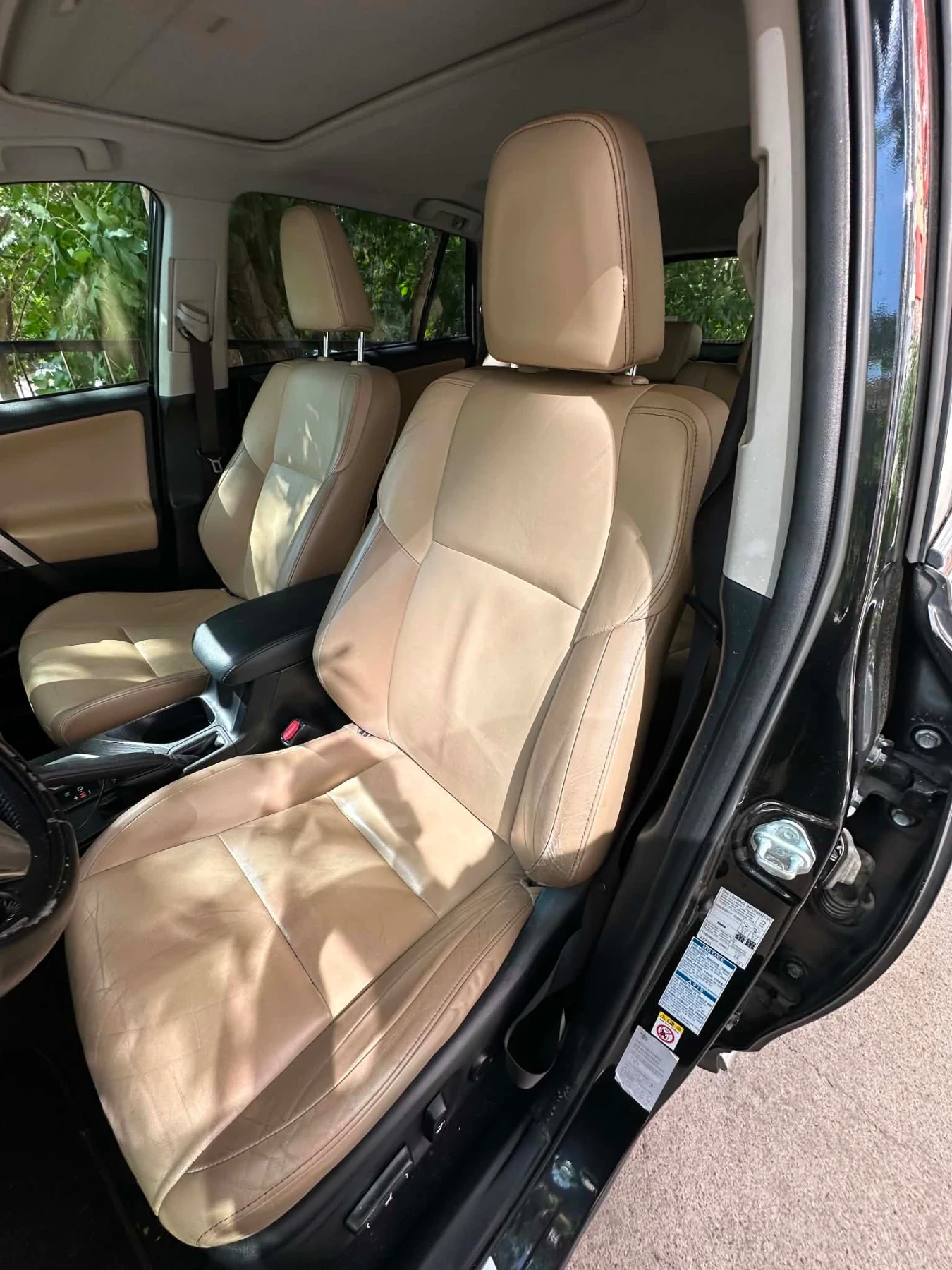 Toyota Rav4, снимка 4 - Автомобили и джипове - 56056289