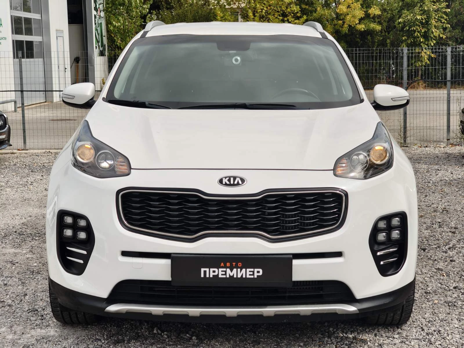 Kia Sportage 2.0CRDi-147, 483 РЕАЛНИ КМ.-6М. ГАРАНЦИЯ!, снимка 2 - Автомобили и джипове - 56082897
