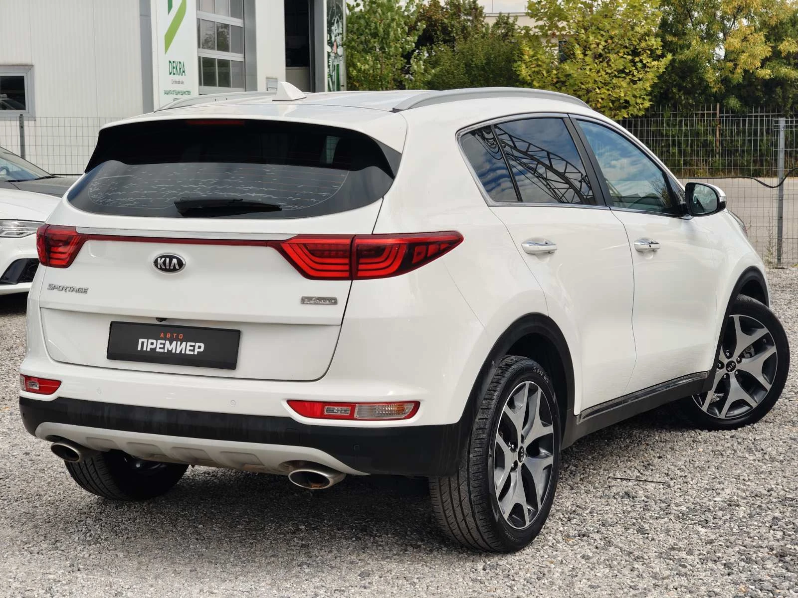 Kia Sportage 2.0CRDi-147, 483 РЕАЛНИ КМ.-6М. ГАРАНЦИЯ!, снимка 4 - Автомобили и джипове - 56082897