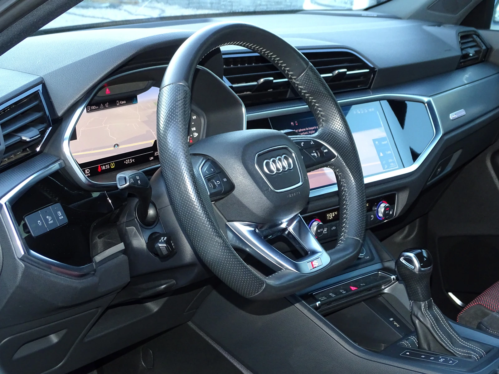 Audi Q3 35 TDI S-TRONIC | EDITION ONE | 3x S-LINE | MATRIX, снимка 10 - Автомобили и джипове - 56140395
