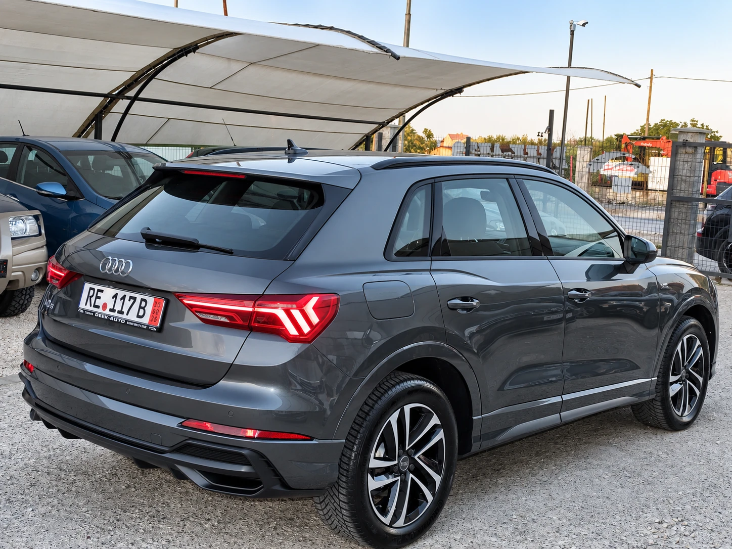 Audi Q3 35 TDI S-TRONIC | EDITION ONE | 3x S-LINE | MATRIX, снимка 8 - Автомобили и джипове - 56140395