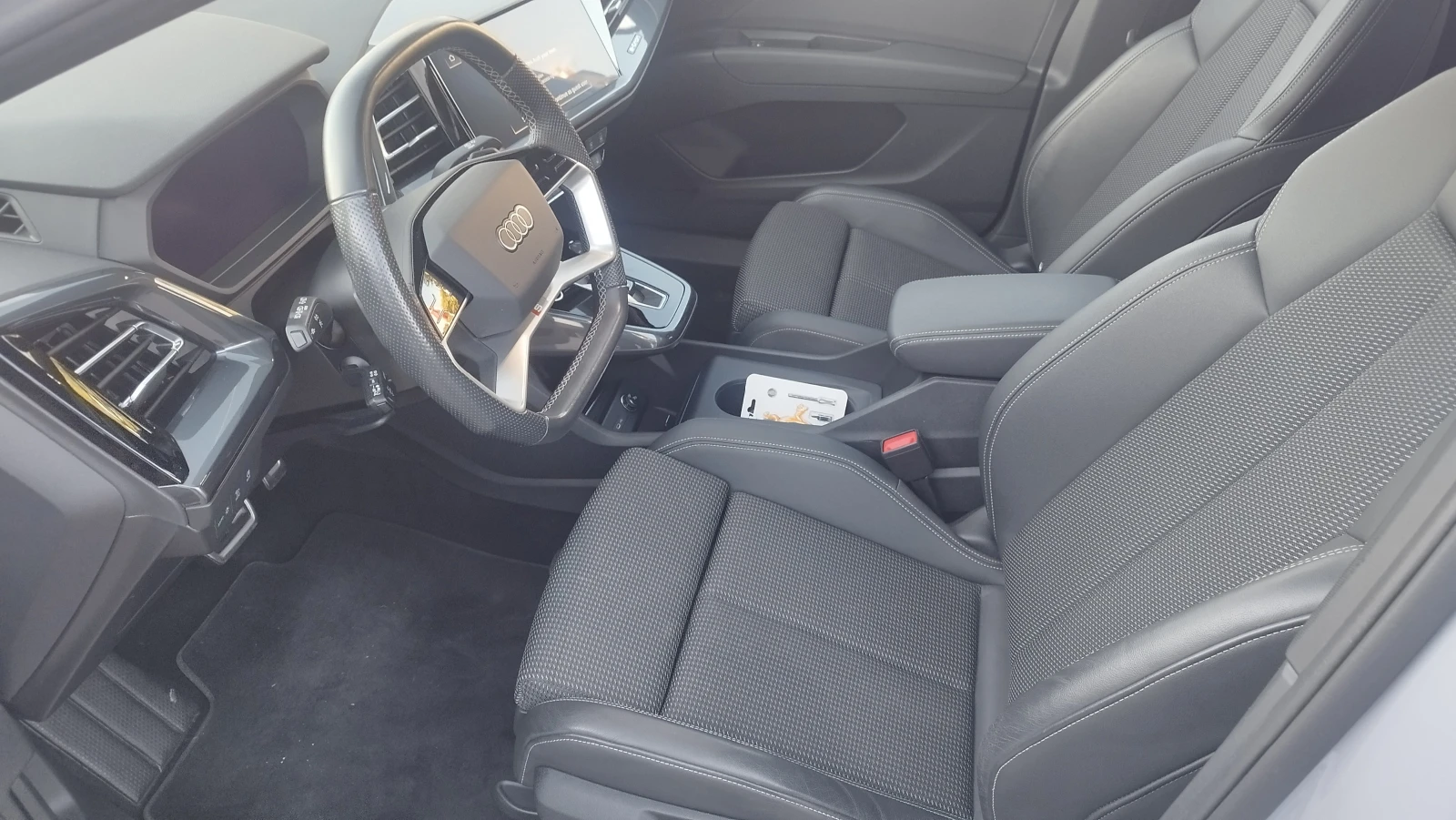 Audi Q4 e-Tron S-Line, снимка 8 - Автомобили и джипове - 56542404