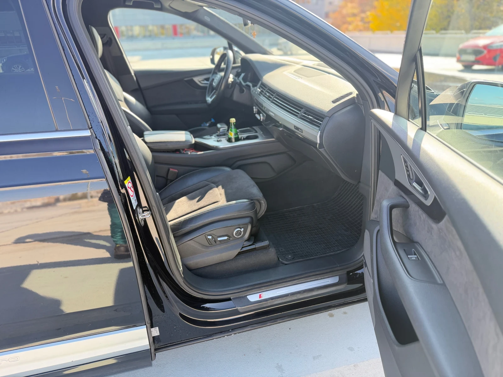Audi Q7 Sline, снимка 8 - Автомобили и джипове - 56645064