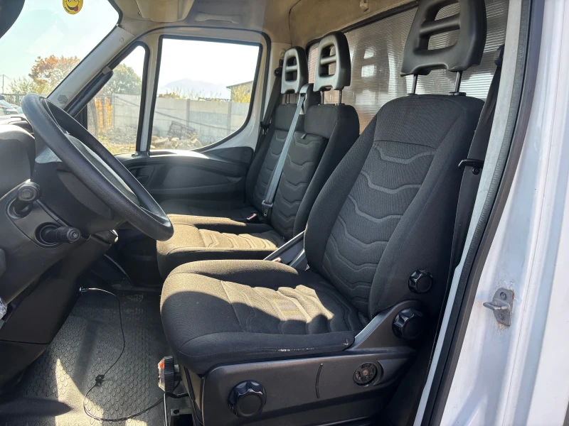 Iveco Daily 3.0-180кс, Автоматик, 50c35, снимка 9 - Бусове и автобуси - 52127320