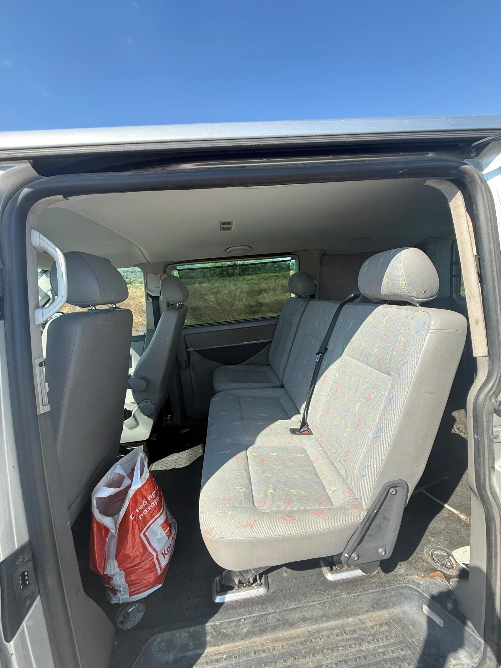 VW Transporter transporter t5, снимка 8 - Бусове и автобуси - 55412519