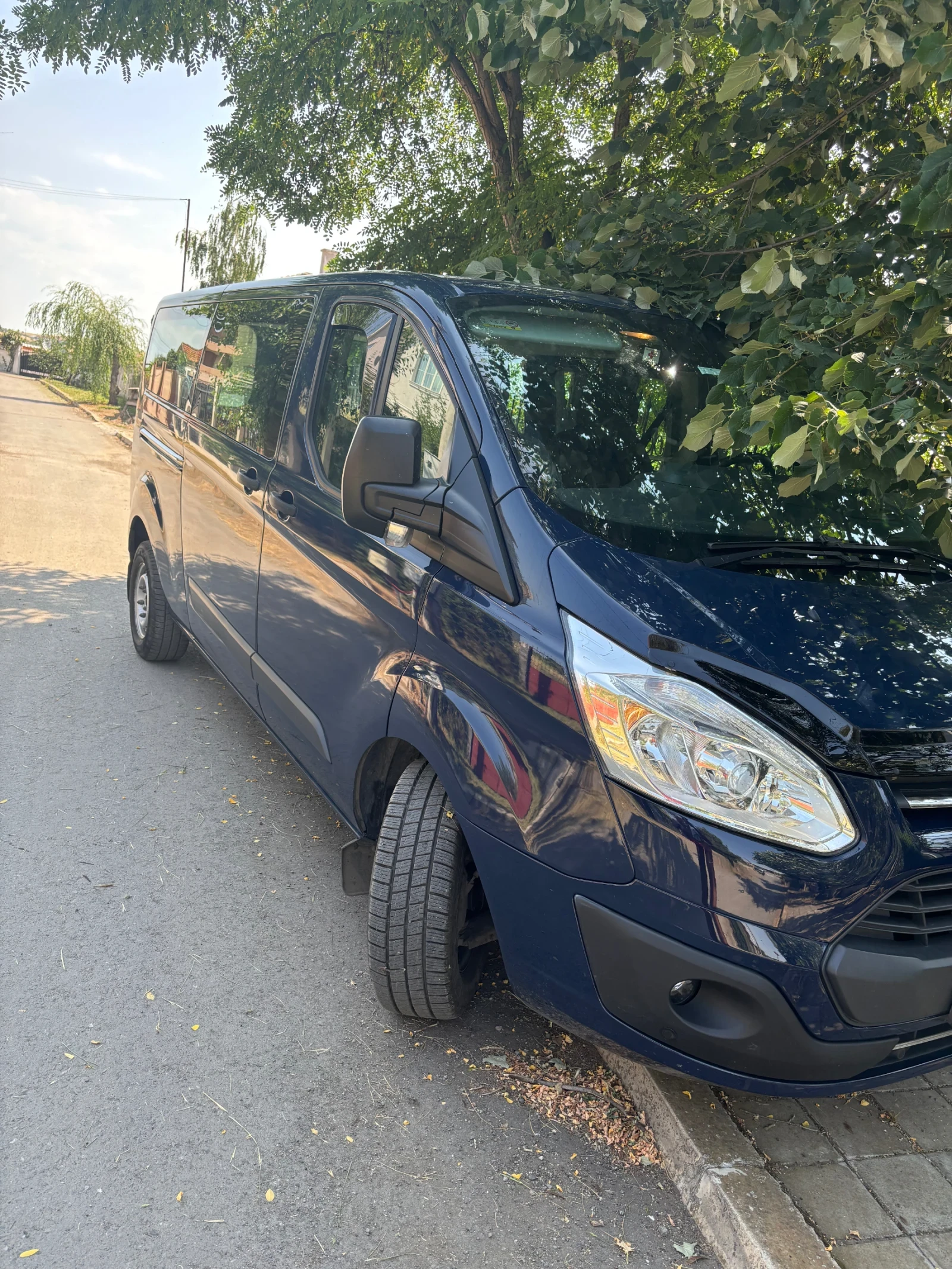Ford Transit Custom, снимка 2 - Бусове и автобуси - 55594349