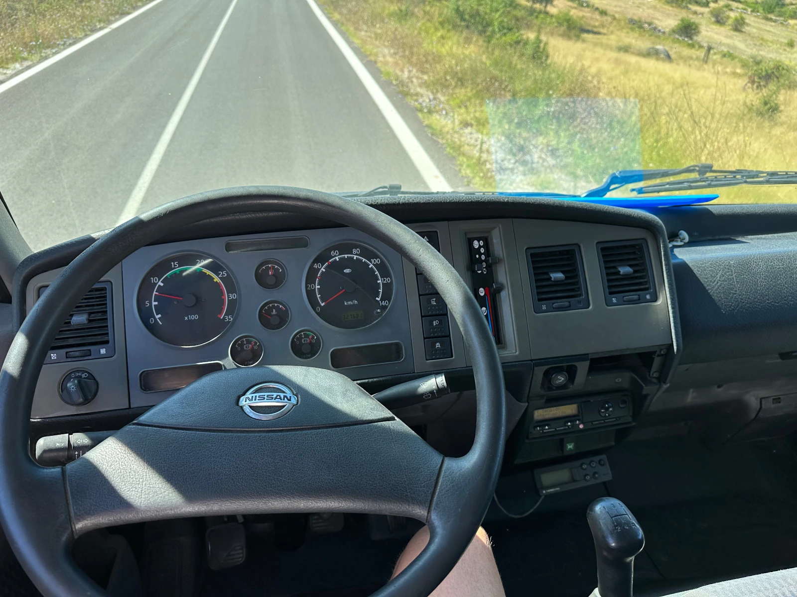 Nissan Atleon  !! | Mobile.bg   11