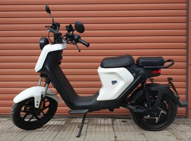 NIU U-series UQI GT Sport