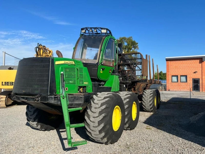 Специализирани машини Машини за дърводобив  John Deer - 19/10 С ВЪРТЯЩА КАБИНА , снимка 1 - Селскостопанска техника - 47997391