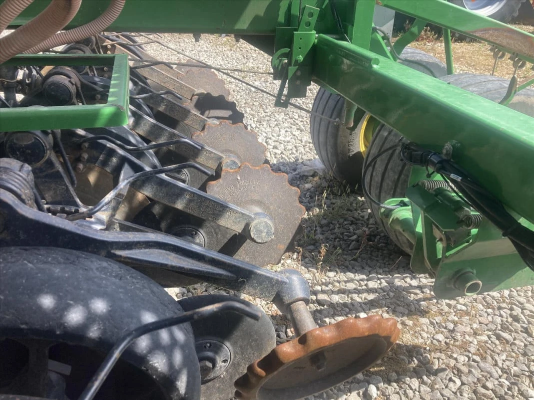 Сеялка John Deere 750 A  лизинг с първоначална вноска 20% - изображение 9