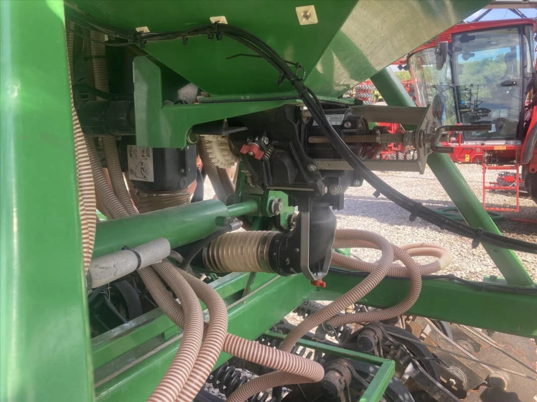 Сеялка John Deere 750 A  лизинг с първоначална вноска 20% - изображение 4