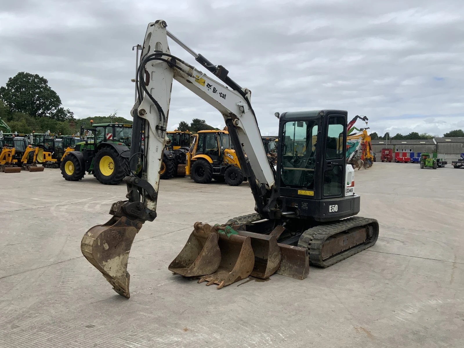 Багер Bobcat E50, снимка 3 - Индустриална техника - 54803986