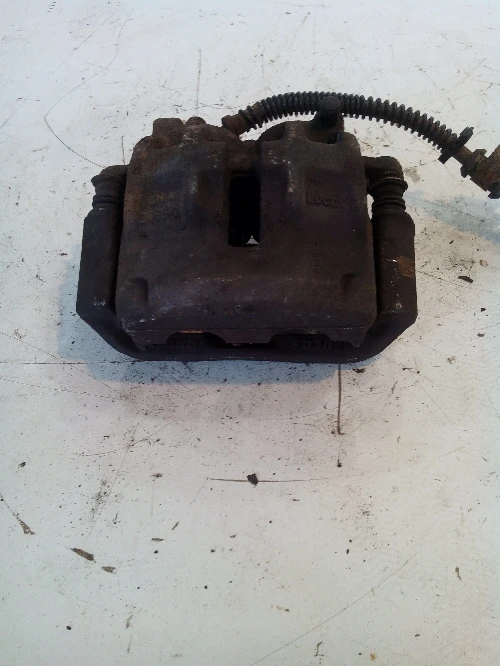 Преден десен спирачен апарат за Рейндж Ровър 4.6 бензин