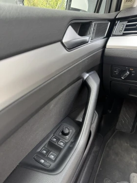 VW Passat   8 R line /2.0TDI/150hp/DSG/2017г/КАТО НОВ, снимка 9