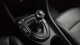 Hyundai Veloster  N* KEYLESS* ПОДГРЕВ ВОЛАН* КРАЙНА ЦЕНА, снимка 9