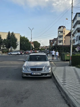     Mercedes-Benz E 240