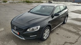 Volvo V60 Cross Country EXCLUSIVE/DIGITAL, снимка 1