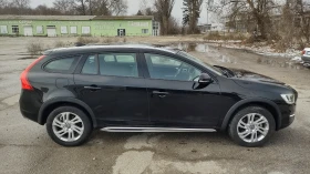 Volvo V60 Cross Country EXCLUSIVE/DIGITAL, снимка 5