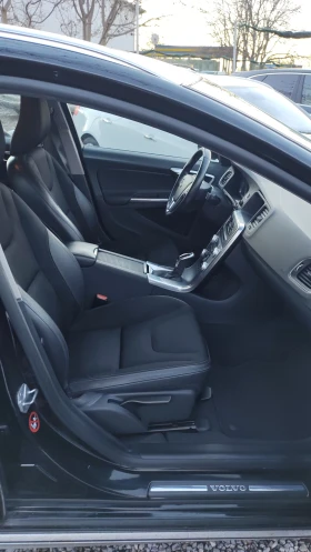 Volvo V60 Cross Country EXCLUSIVE/DIGITAL, снимка 14