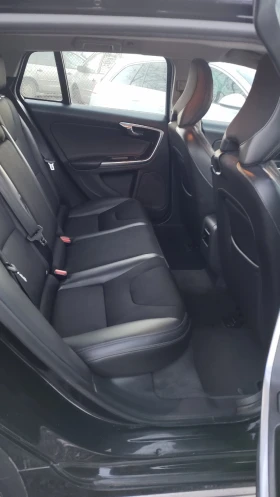 Volvo V60 Cross Country EXCLUSIVE/DIGITAL, снимка 16
