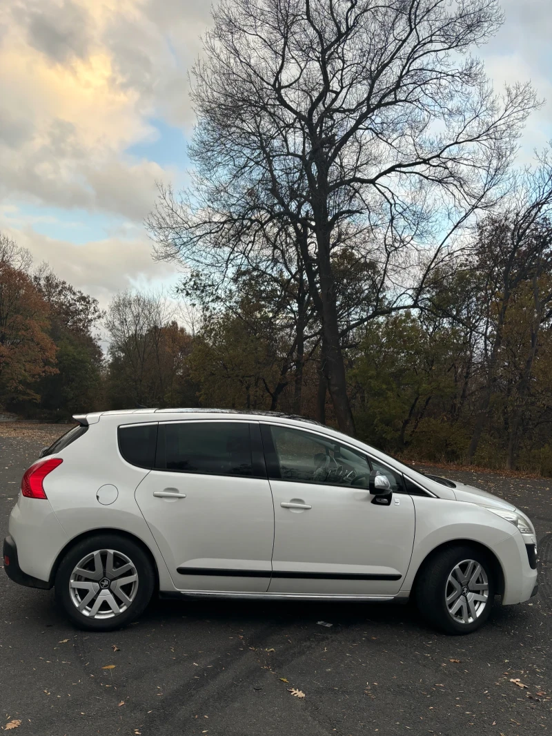 Peugeot 3008 Hybrid4, снимка 6 - Автомобили и джипове - 48086424