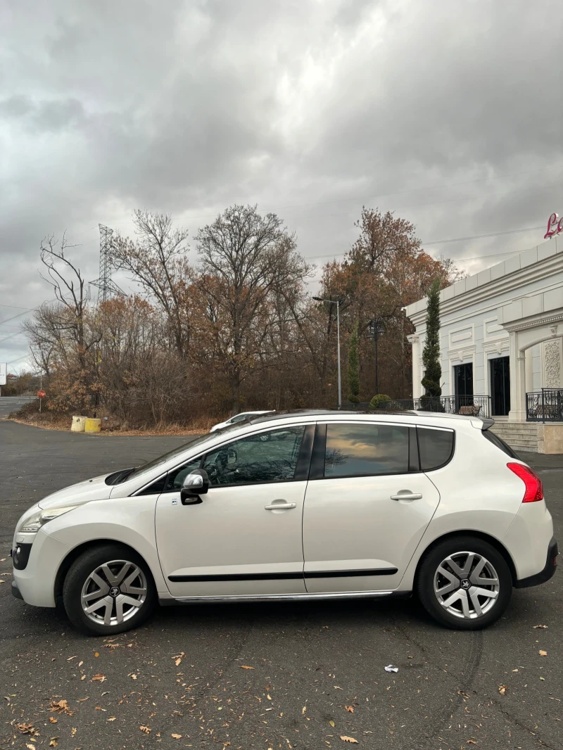 Peugeot 3008 Hybrid4, снимка 3 - Автомобили и джипове - 48086424