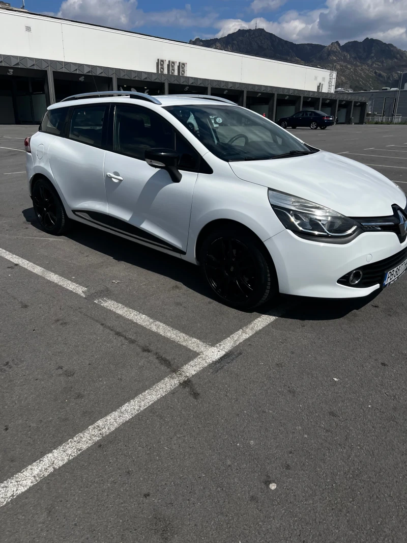 Renault Clio GrandTour 4 Facelift , снимка 2 - Автомобили и джипове - 49869855
