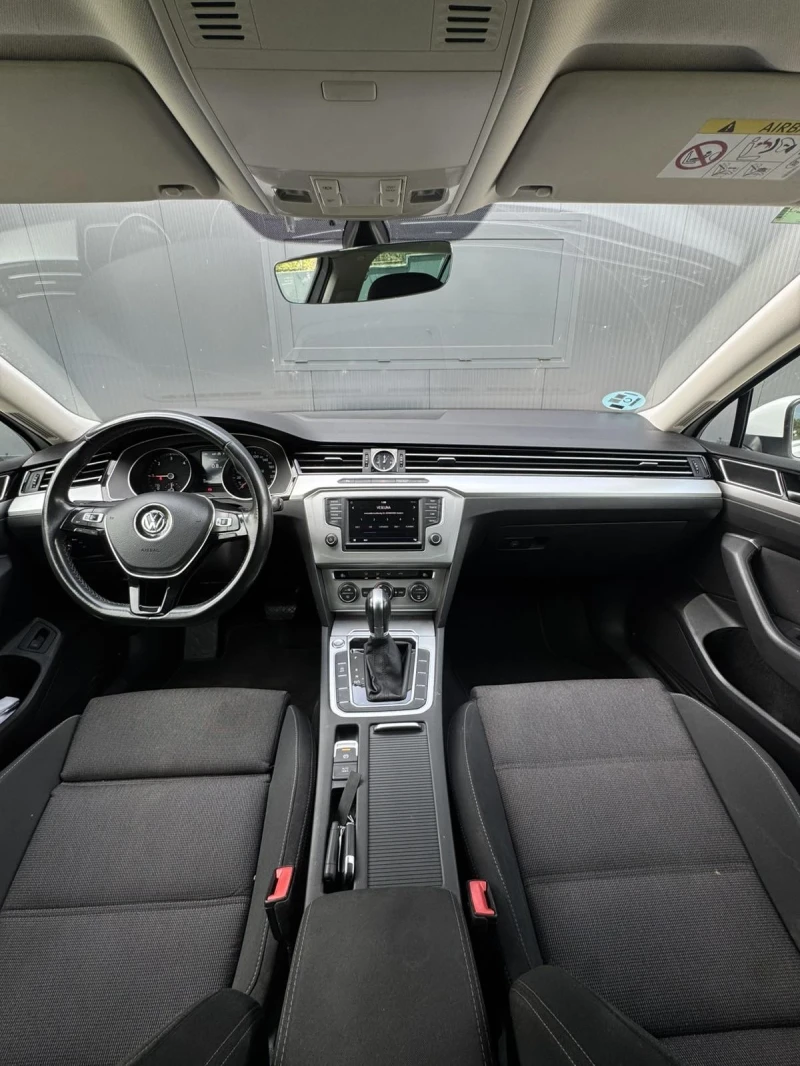 VW Passat   8 R line /2.0TDI/150hp/DSG/2017г/КАТО НОВ, снимка 7 - Автомобили и джипове - 52237965