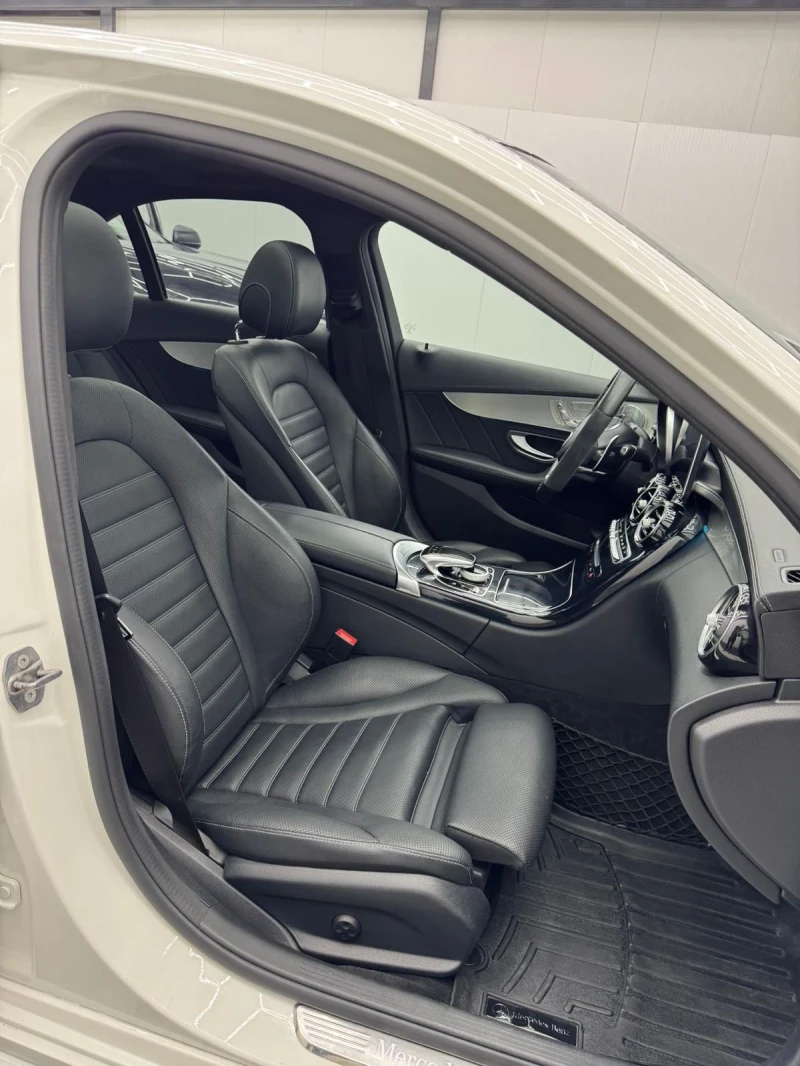 Mercedes-Benz C 450 AMG ОБДУХ | МНОГО ЕКСТРИ, снимка 11 - Автомобили и джипове - 52924788