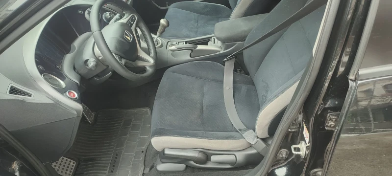 Honda Civic 2.2 140к.с TYPE-S, снимка 12 - Автомобили и джипове - 52930319