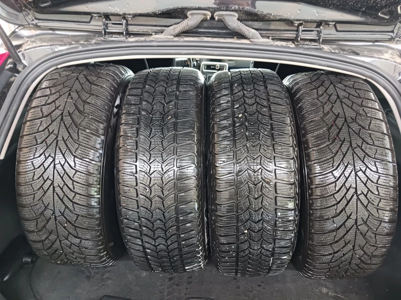 Volvo V60 Т5, снимка 11 - Автомобили и джипове - 53049308