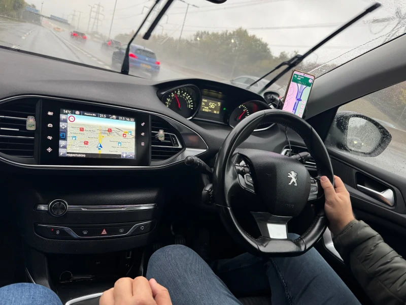 Peugeot 308 1.6Hdi 92p.s., снимка 3 - Автомобили и джипове - 53344847