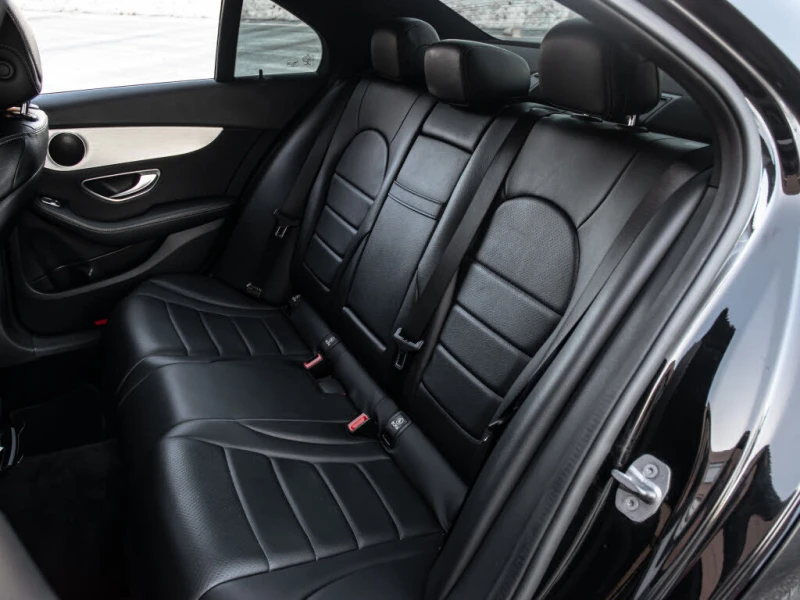 Mercedes-Benz C 300 4MATIC * АвтоКредит (ЦЕНА ДО БГ), снимка 13 - Автомобили и джипове - 53514806
