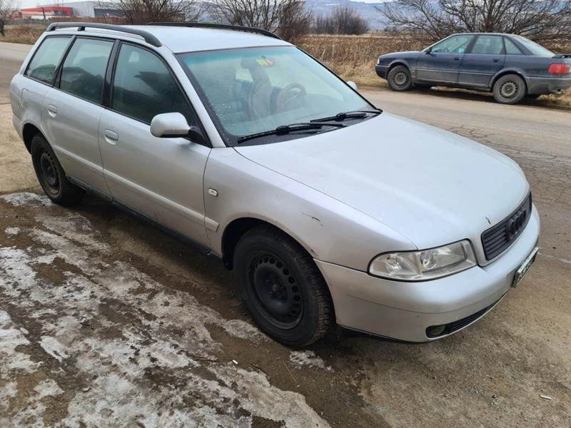 Audi A4 2.4 V6 AML автоматик , снимка 6 - Автомобили и джипове - 47659833