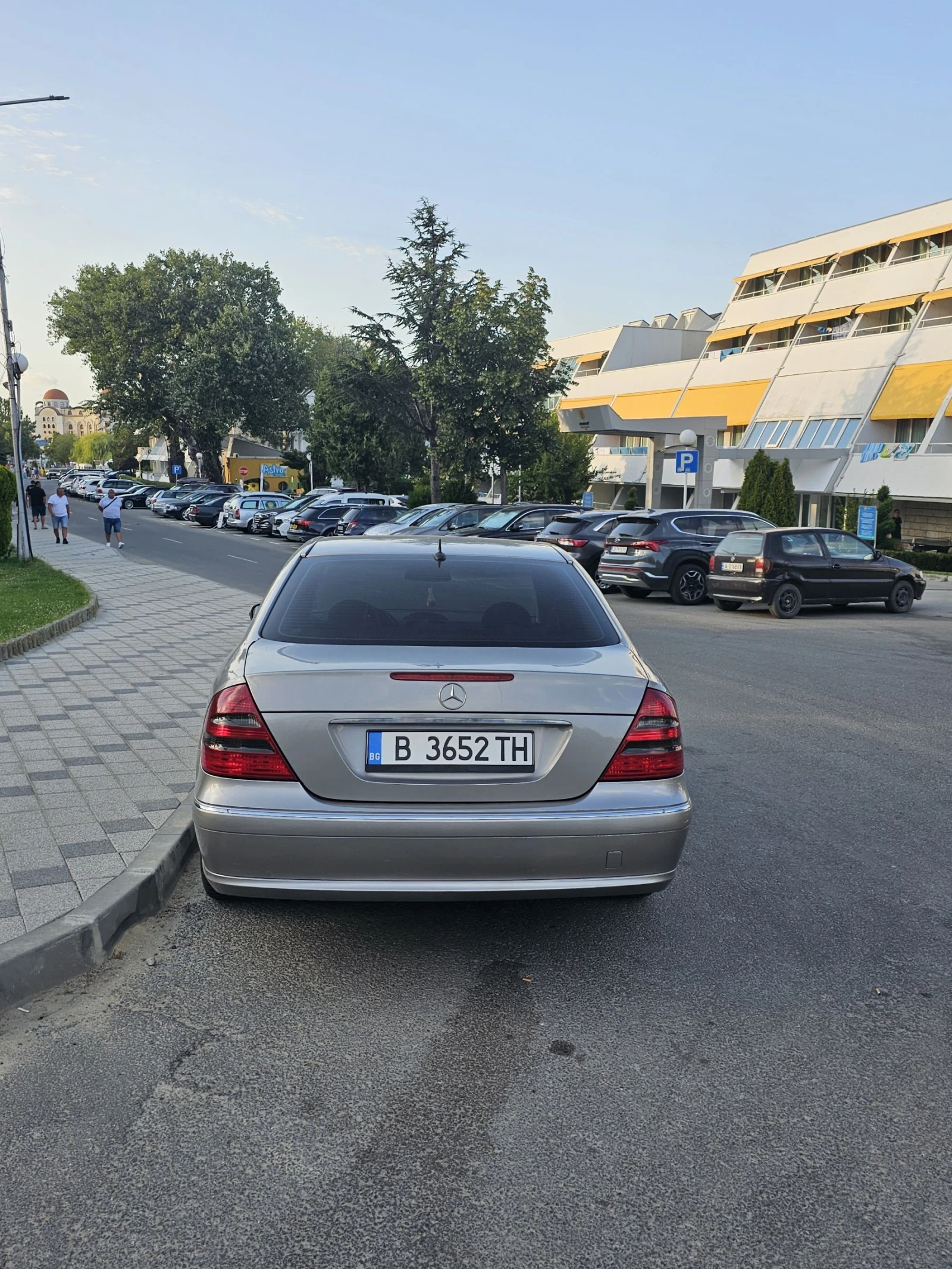 Mercedes-Benz E 240  - изображение 4