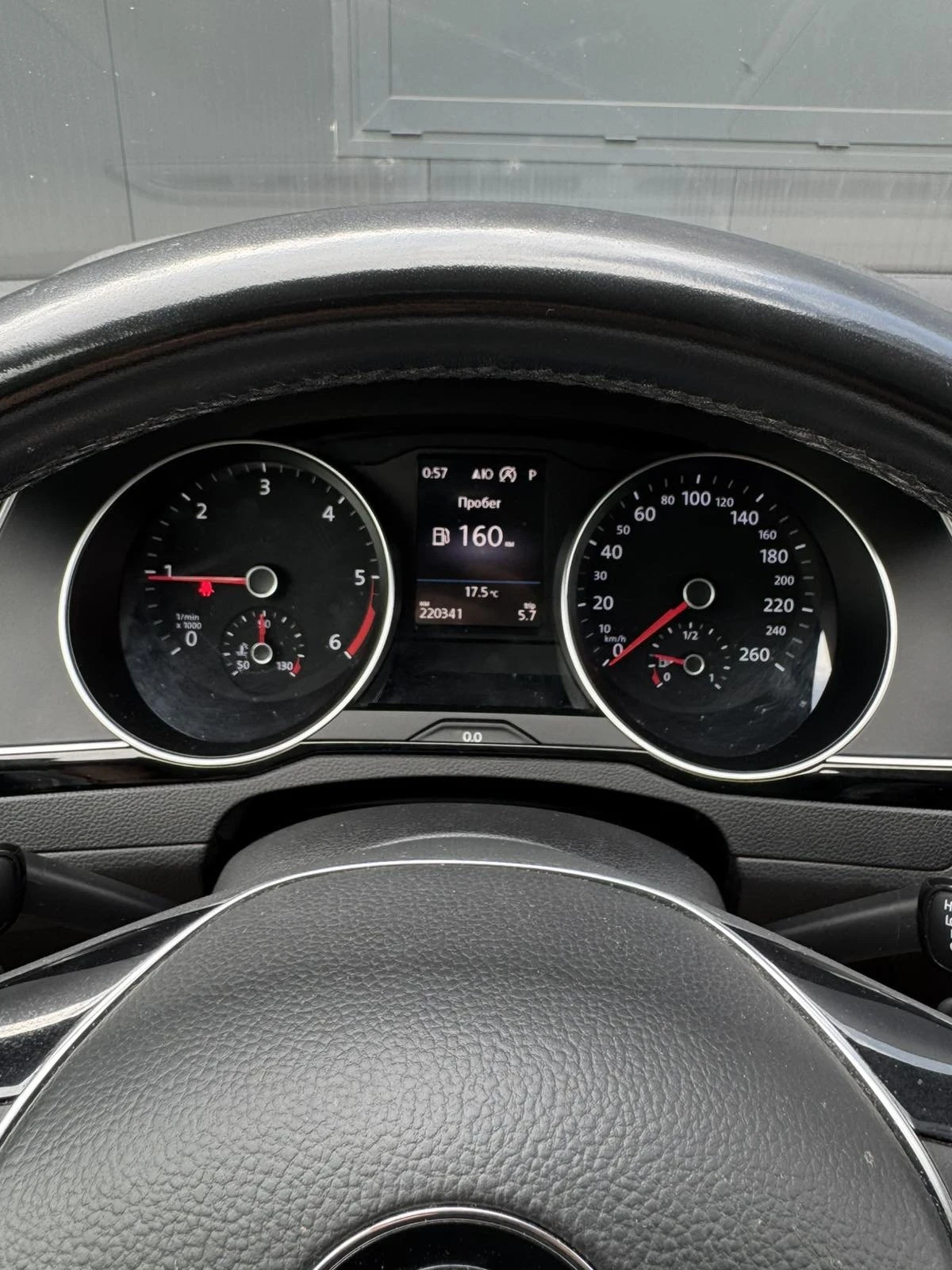 VW Passat   8 R line /2.0TDI/150hp/DSG/2017г/КАТО НОВ - изображение 6