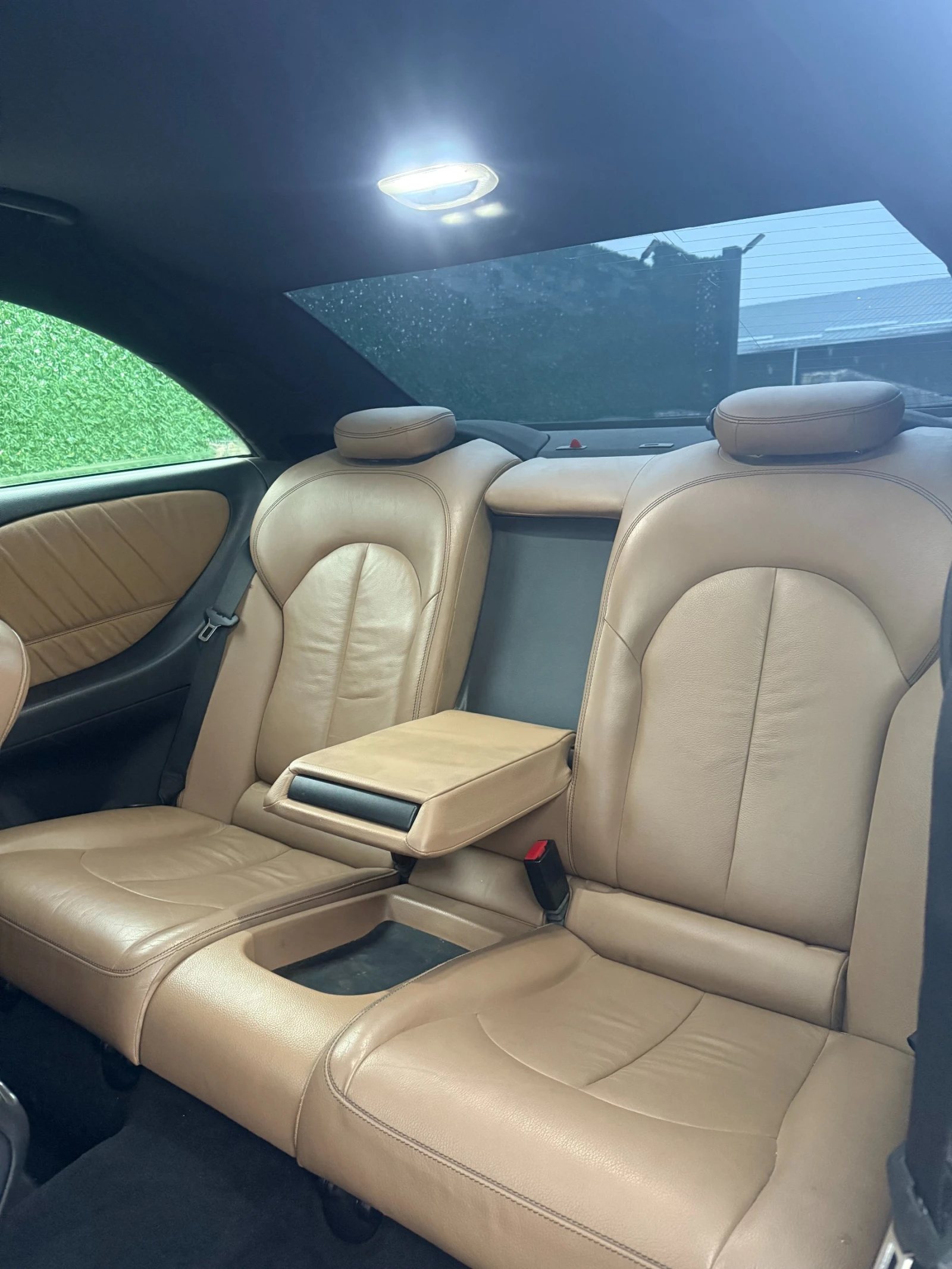 Mercedes-Benz CLK 220 - изображение 6