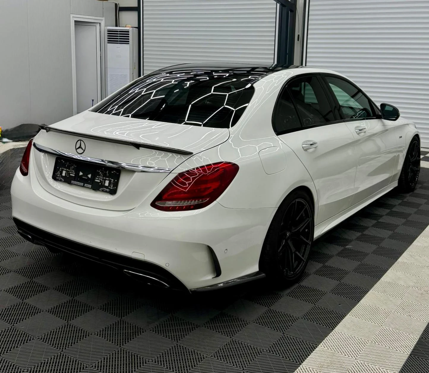 Mercedes-Benz C 450 AMG ОБДУХ | МНОГО ЕКСТРИ - изображение 4