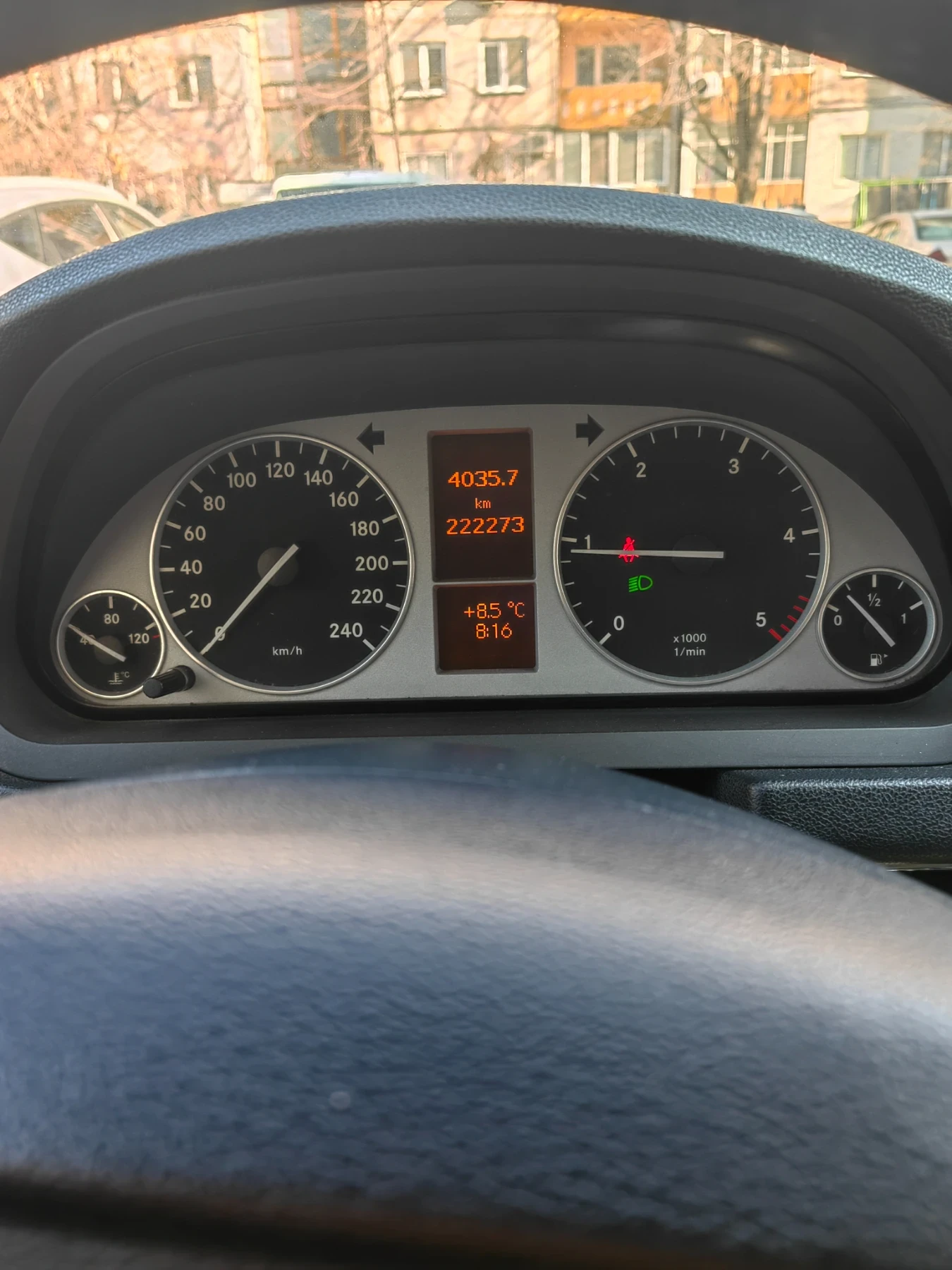 Mercedes-Benz B 200, снимка 10 - Автомобили и джипове - 53687983