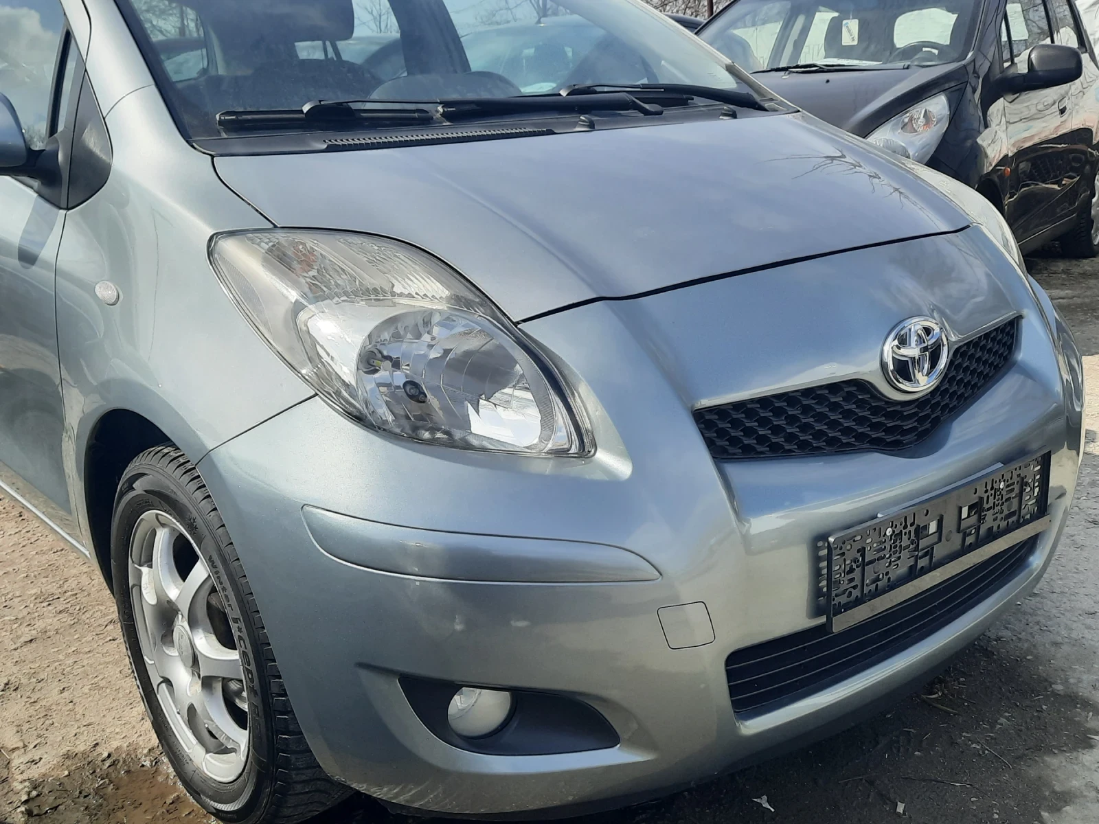 Toyota Yaris 2010та 100к.с NAVI, снимка 3 - Автомобили и джипове - 53994820