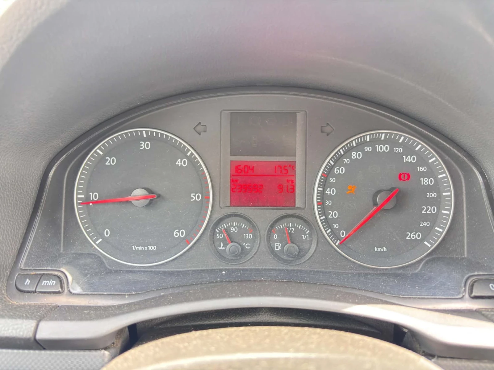 VW Golf, снимка 8 - Автомобили и джипове - 54493380