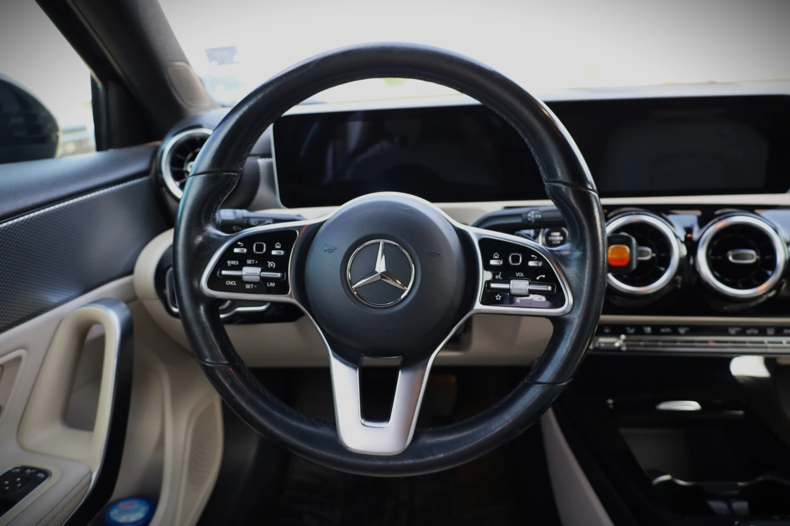 Mercedes-Benz A 180 1.5 D, снимка 7 - Автомобили и джипове - 54751362