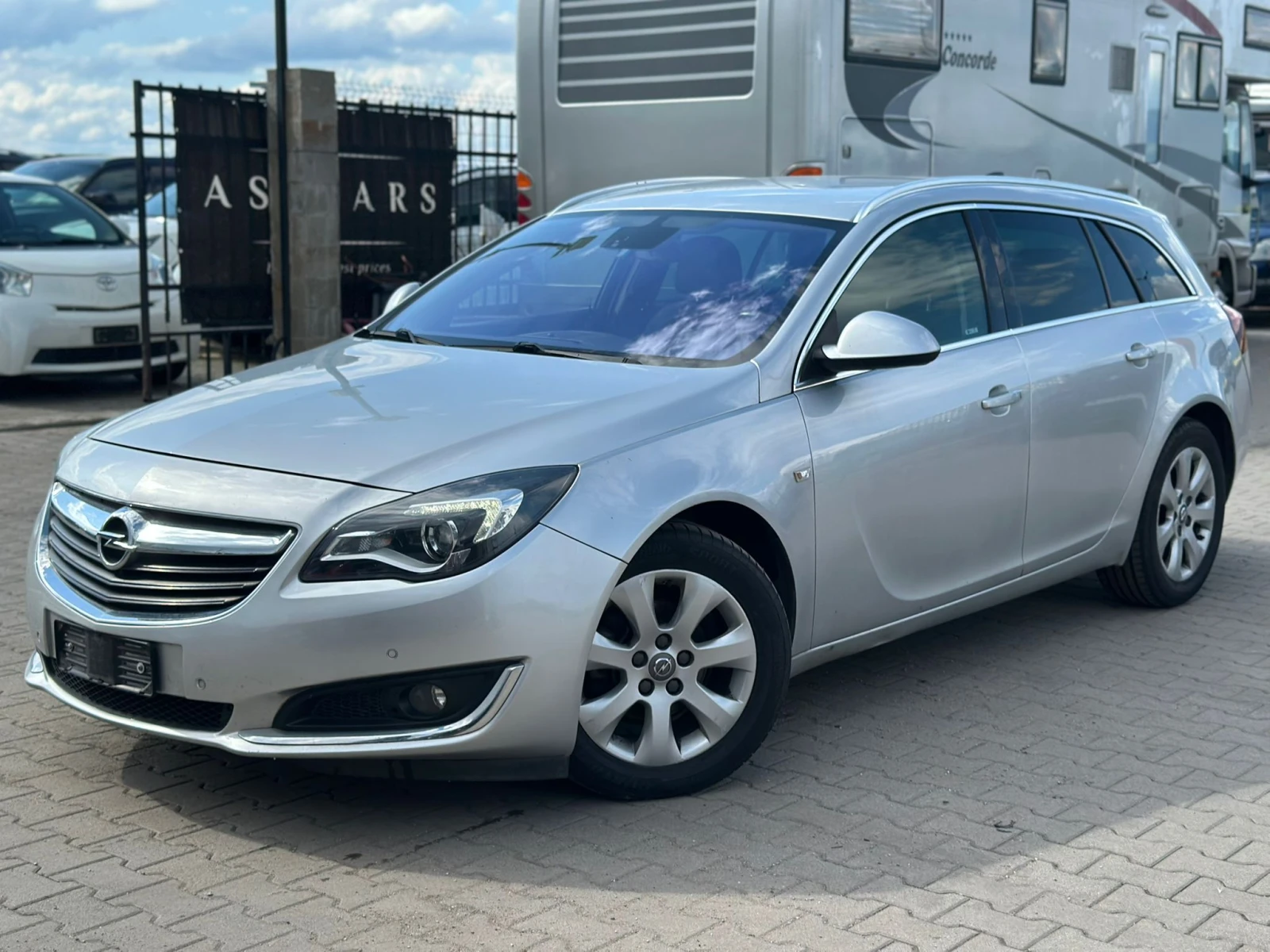 Opel Insignia / SPORTS TOURER / EURO 6 / TOP /