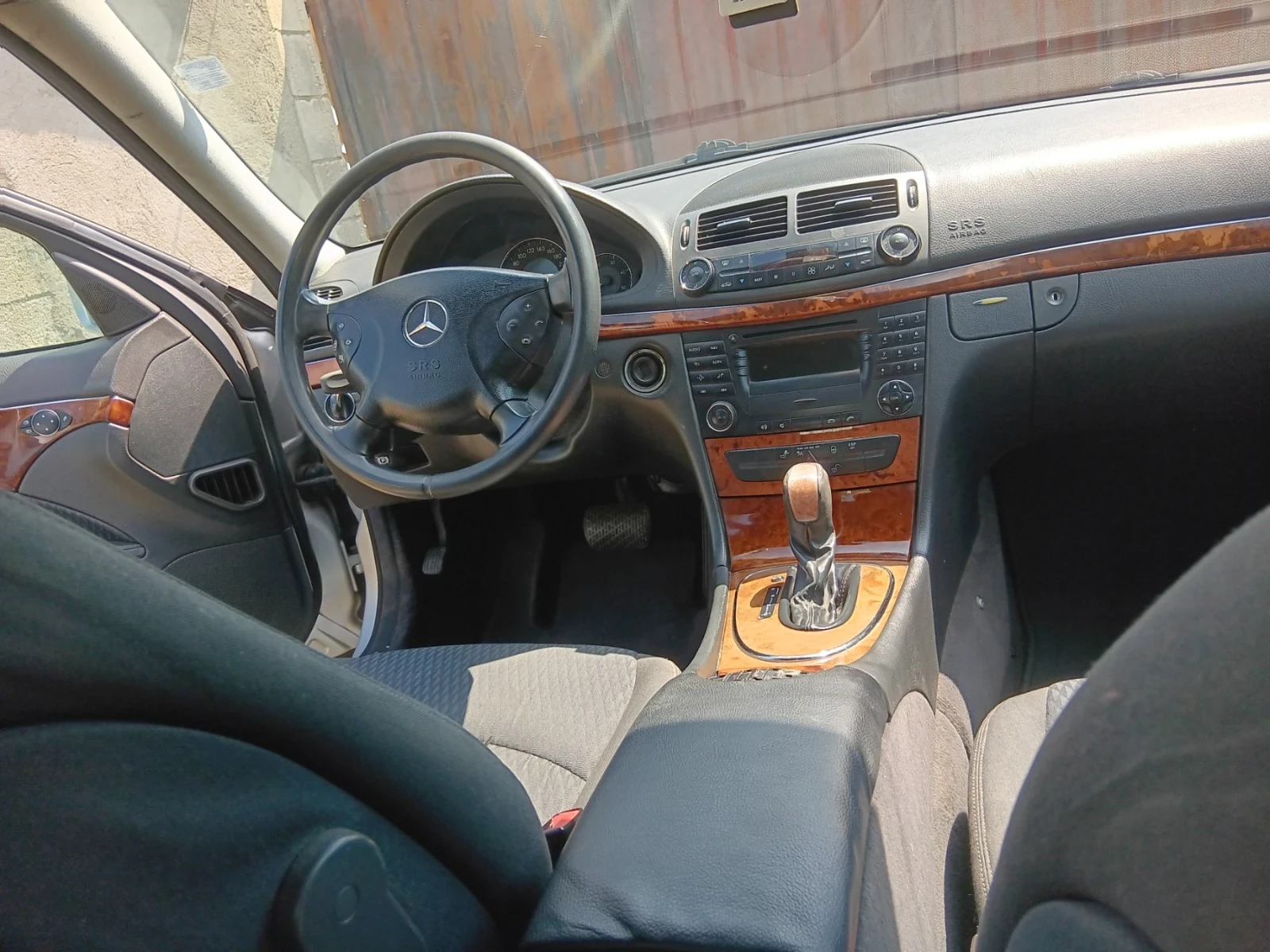 Mercedes-Benz E 320 avangard , снимка 5 - Автомобили и джипове - 54875374